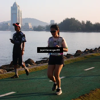 Runner Photo 6099245