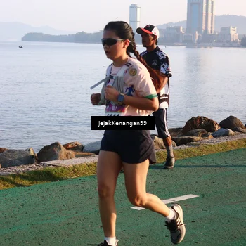 Runner Photo 6099250