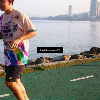 Runner Photo 6099400