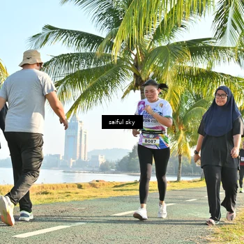 Runner Photo 6099417