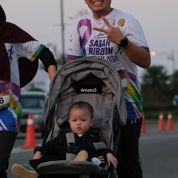 Runner Photo 6099459