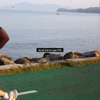 Runner Photo 6099646