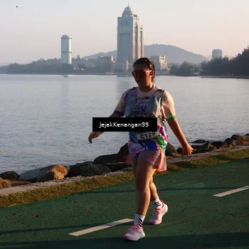 Runner Photo 6099670