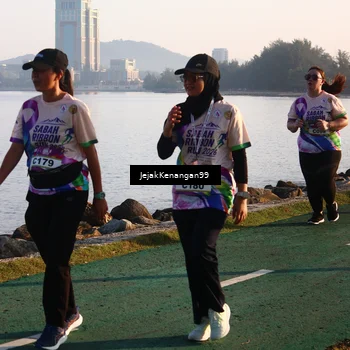 Runner Photo 6099852