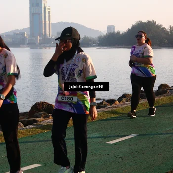 Runner Photo 6099903