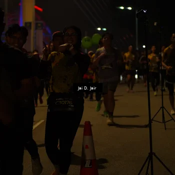 Runner Photo 6100029