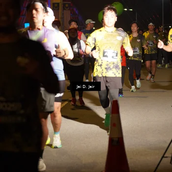 Runner Photo 6100043