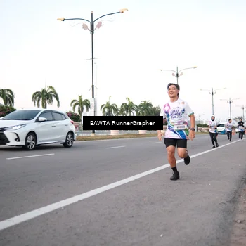 Runner Photo 6100085