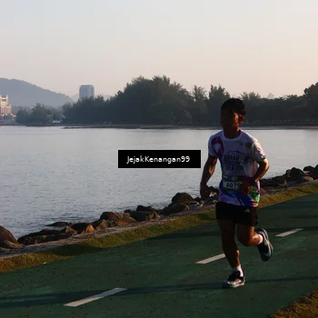 Runner Photo 6100144