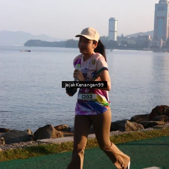 Runner Photo 6100185