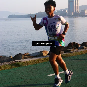 Runner Photo 6100211