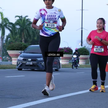 Runner Photo 6100213