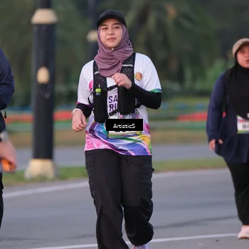 Runner Photo 6100227