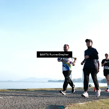 Runner Photo 6100243