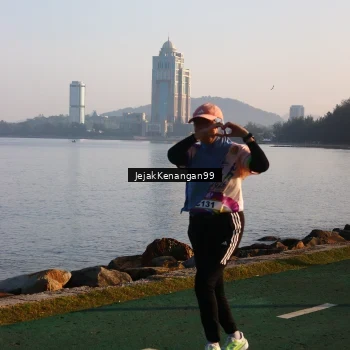 Runner Photo 6100252