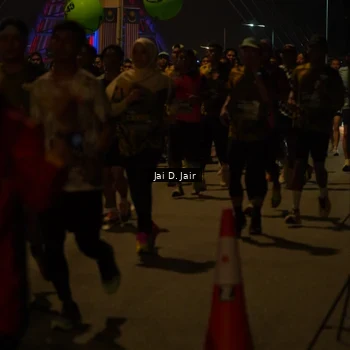Runner Photo 6100253
