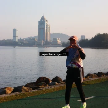 Runner Photo 6100265