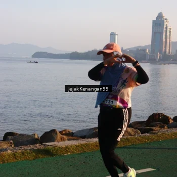 Runner Photo 6100279