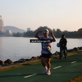 Runner Photo 6100297