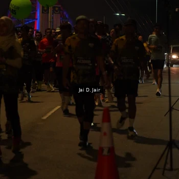 Runner Photo 6100299