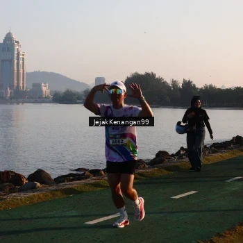 Runner Photo 6100306