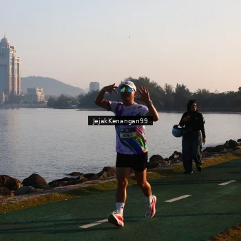 Runner Photo 6100309