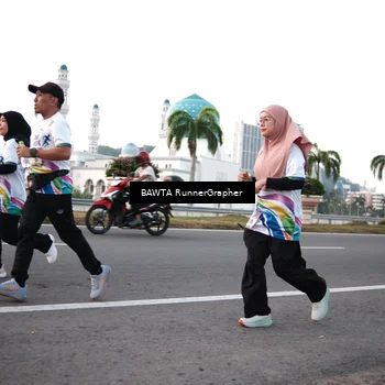 Runner Photo 6100318
