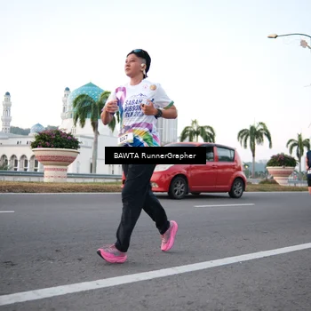 Runner Photo 6100319