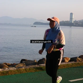 Runner Photo 6100323
