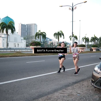Runner Photo 6100325
