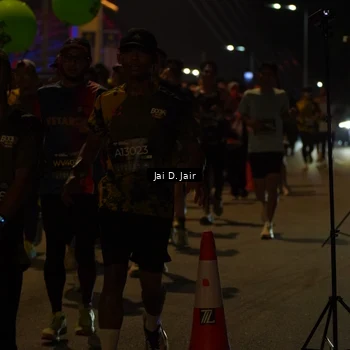 Runner Photo 6100337
