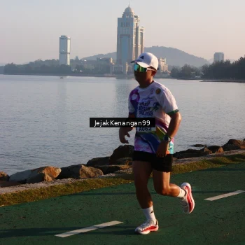 Runner Photo 6100355