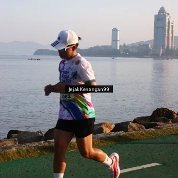Runner Photo 6100359