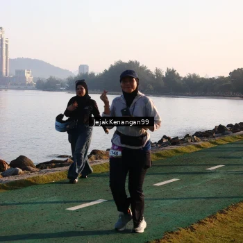 Runner Photo 6100368