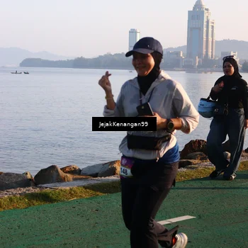 Runner Photo 6100408