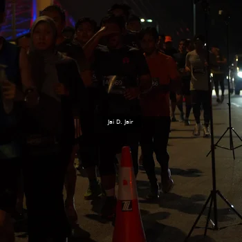 Runner Photo 6100472