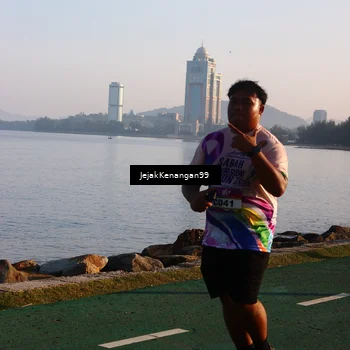 Runner Photo 6100486