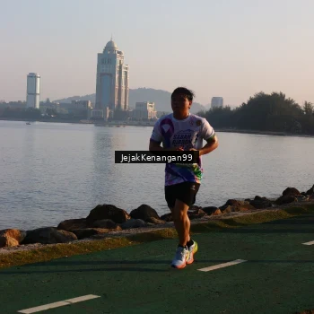 Runner Photo 6100519