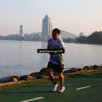 Runner Photo 6100540