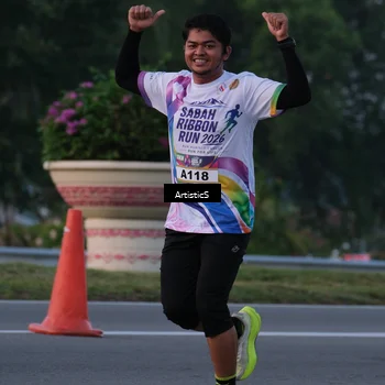 Runner Photo 6100542