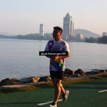 Runner Photo 6100545
