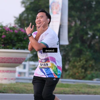 Runner Photo 6100553