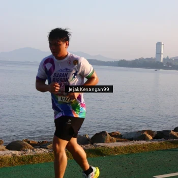 Runner Photo 6100585