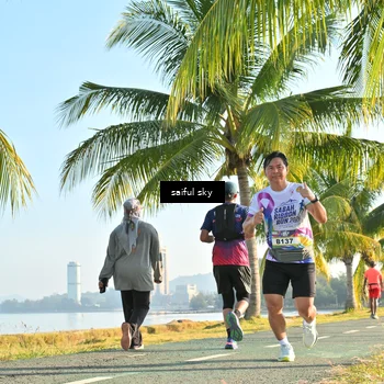 Runner Photo 6100641