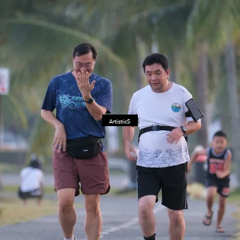 Runner Photo 6100650