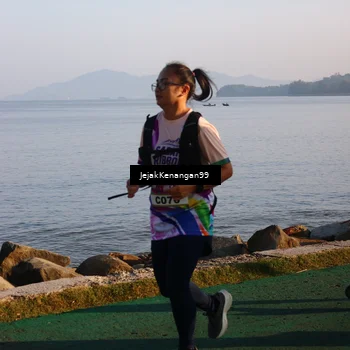 Runner Photo 6100654
