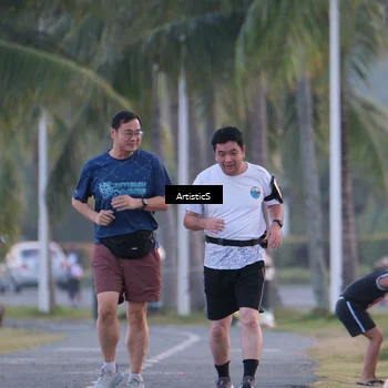Runner Photo 6100670