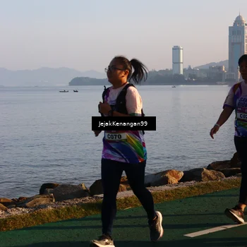 Runner Photo 6100681