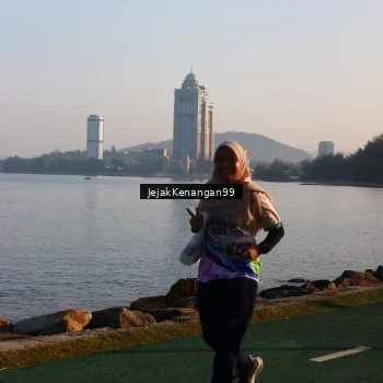 Runner Photo 6100686