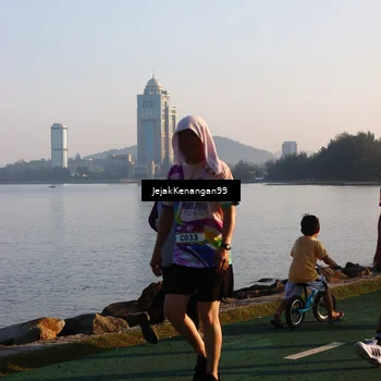 Runner Photo 6100732